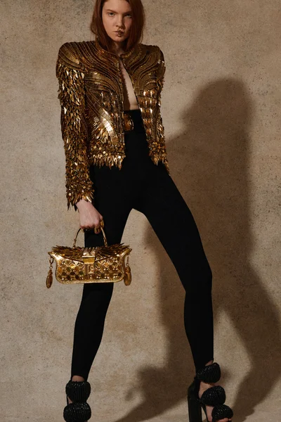 Look 25